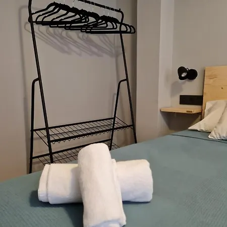 Ayuntamiento Parking Gratis. Auto Check-in. Apartamento