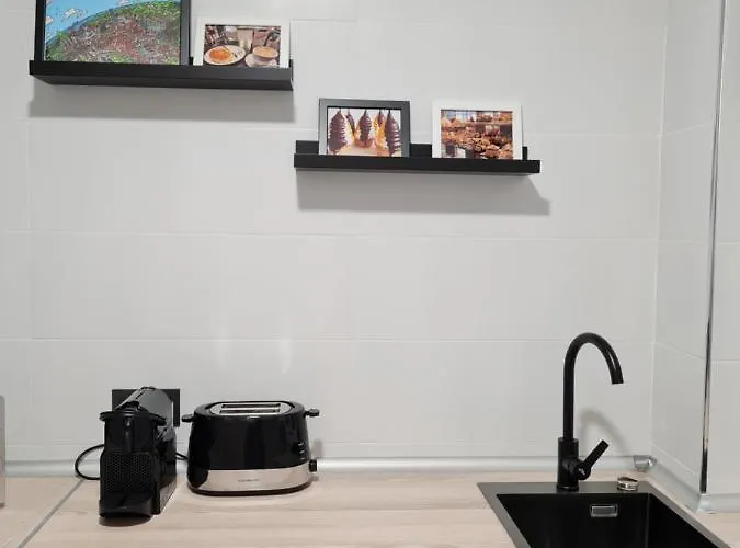 Apartment Ayuntamiento Parking Gratis. Auto Check-in.