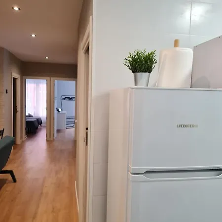 Apartment Ayuntamiento Parking Gratis. Auto Check-in.